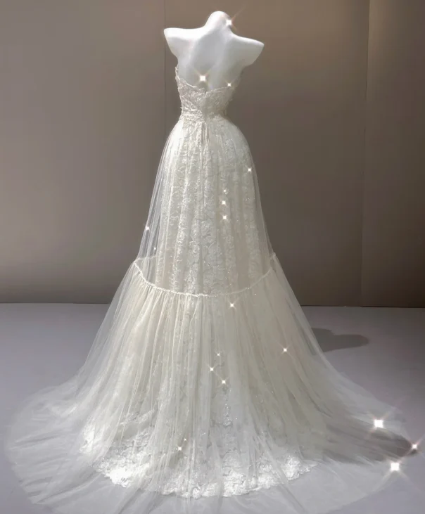 Elegant A Line Strapless White Lace Sleeveless Long Wedding Dresses Brides Dress P0014 - Deanwangkt