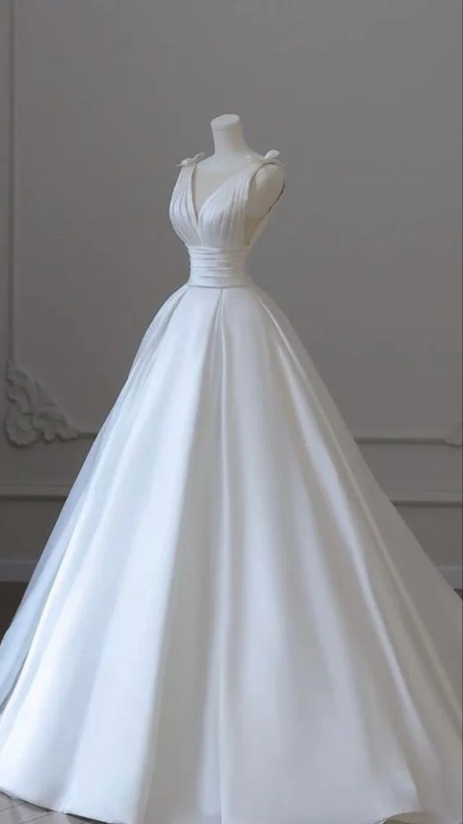 Classic Bridal Gown Ball Gown V Neck Satin Long White Wedding Dresses Elegant Bridal Gowns DH756 - Deanwangkt
