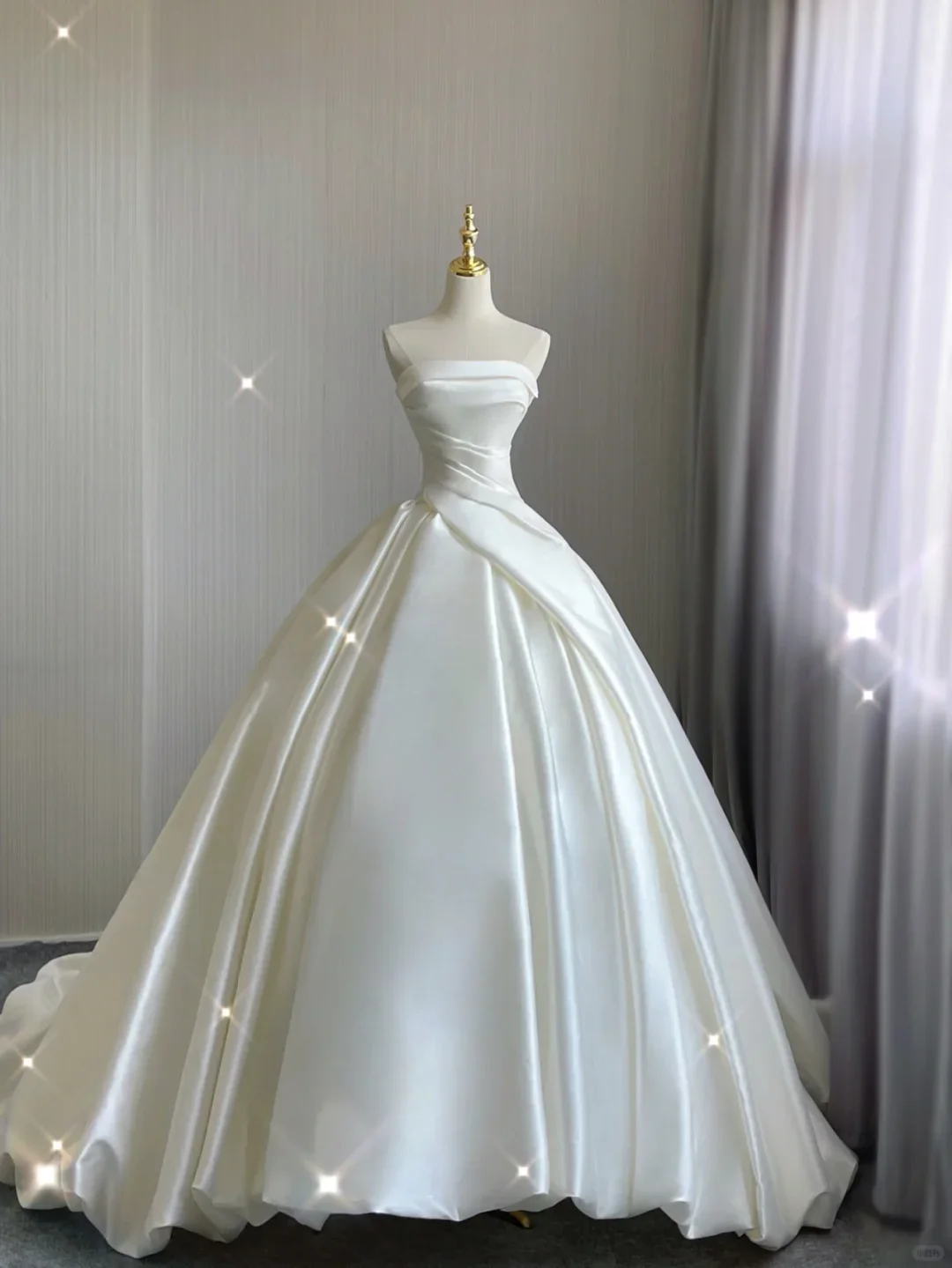 Unique Ball Gown Strapless Ruffles Long Satin White Wedding Dresses Brides Dress DP368 - Deanwangkt