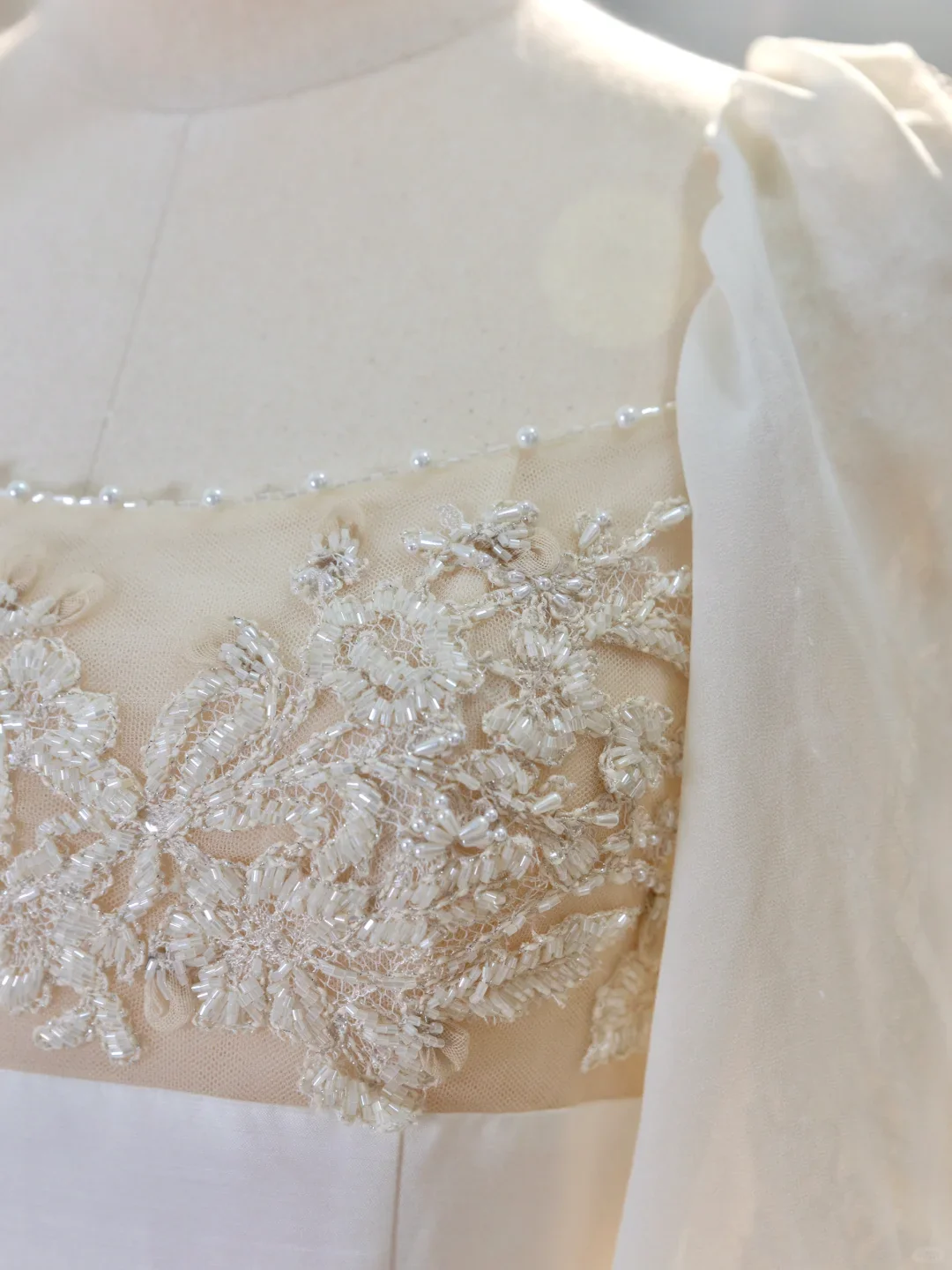 Romantic Wedding Gown Bridal Dress A Line Square Neck Satin Wedding Dress Ivory Wedding Dresses Modest Wedding Gowns DH2038 - Deanwangkt