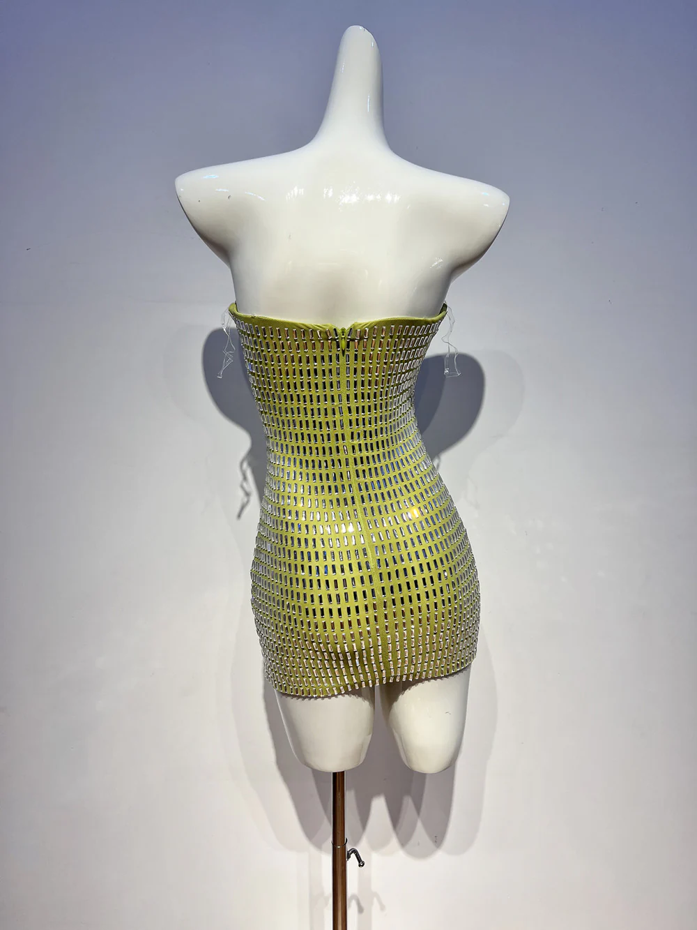 Sexy Sheath Strapless Green Tight Formal Homecoming Dresses 18th Birthday Outfits Graduation Dress Short Mini Hoco Dresses DH2547 - Deanwangkt