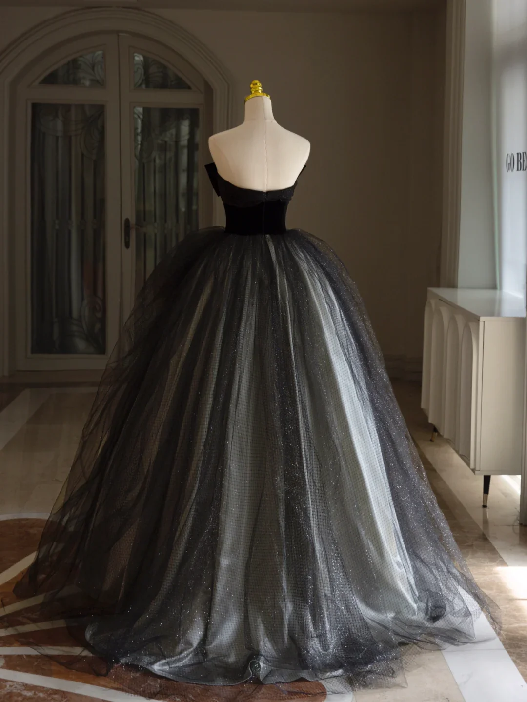 Luxury Ball Gown Sweetheart Neck Off Shoulder Lace Appliques Black Tulle Quinceanera Dress Quinceanera Dress Formal Gowns Vestido De 15 Anos Sweet 16 Dress DH1292 - Deanwangkt