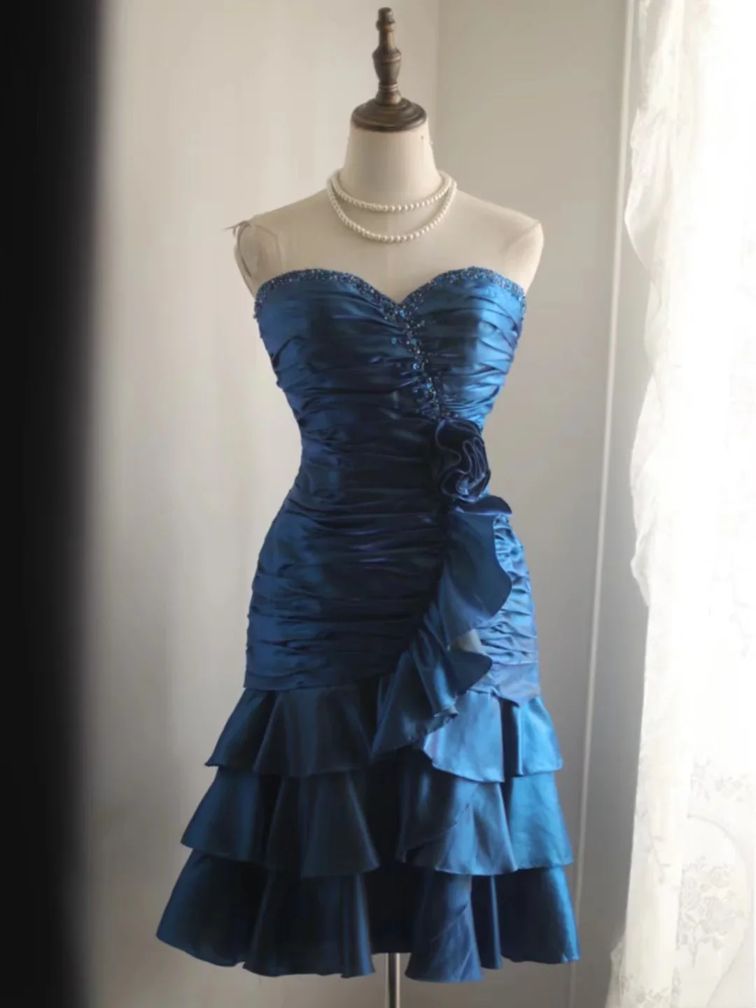 Vintage Sheath Sweetheart Satin Navy Blue Formal Homecoming Dresses 18th Birthday Outfits Graduation Dress Short Mini Hoco Dresses DH2557 - Deanwangkt