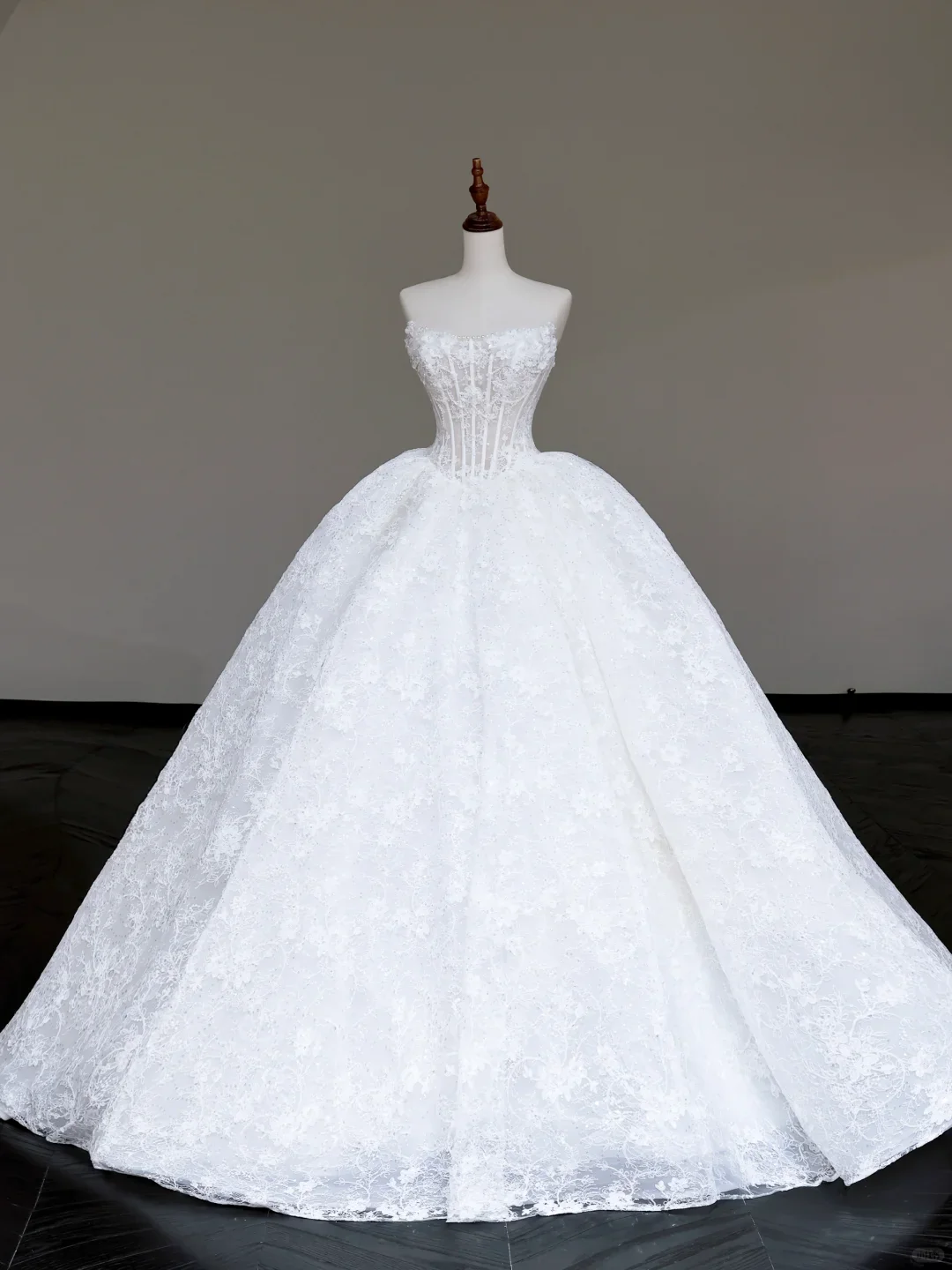 Unique Bridal Gown Ball Gown Sweetheart Lace White Satin Wedding Dresses Bridal Gowns DP684 - Deanwangkt