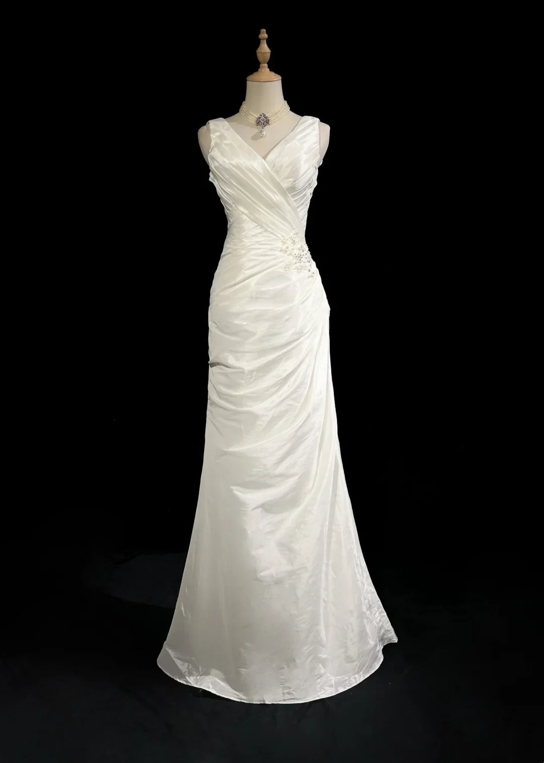 Unique Wedding Dress Mermaid V Neck White Taffeta Appliques 90s Wedding Dresses Vintage Bridal Gowns DH1165 - Deanwangkt