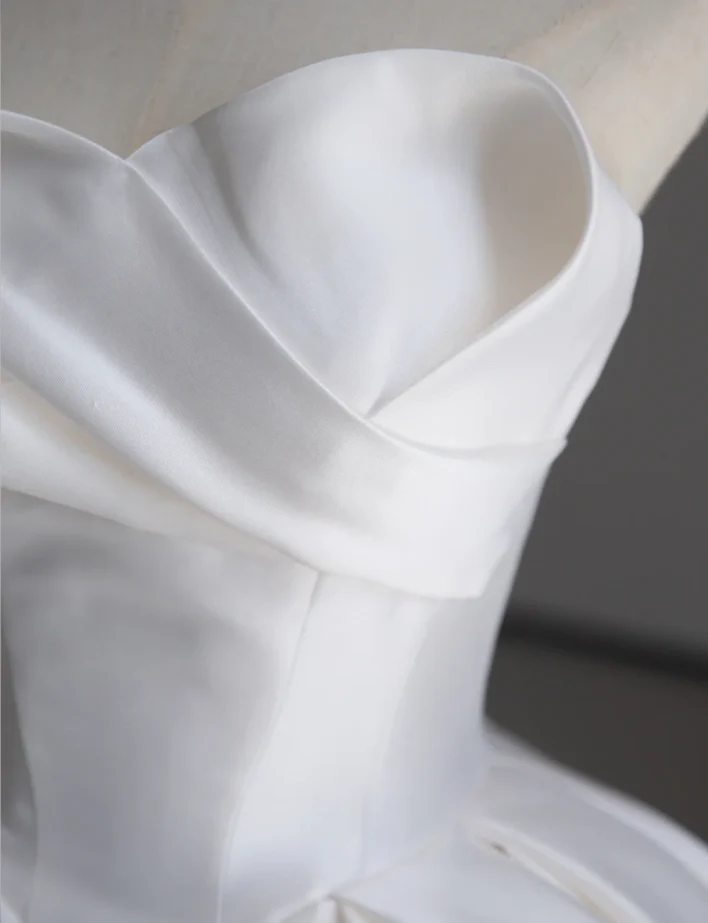 Dreamy Ball Gown Sweetheart Satin Long White Wedding Dresses Summer Brides Dress DP519 - Deanwangkt