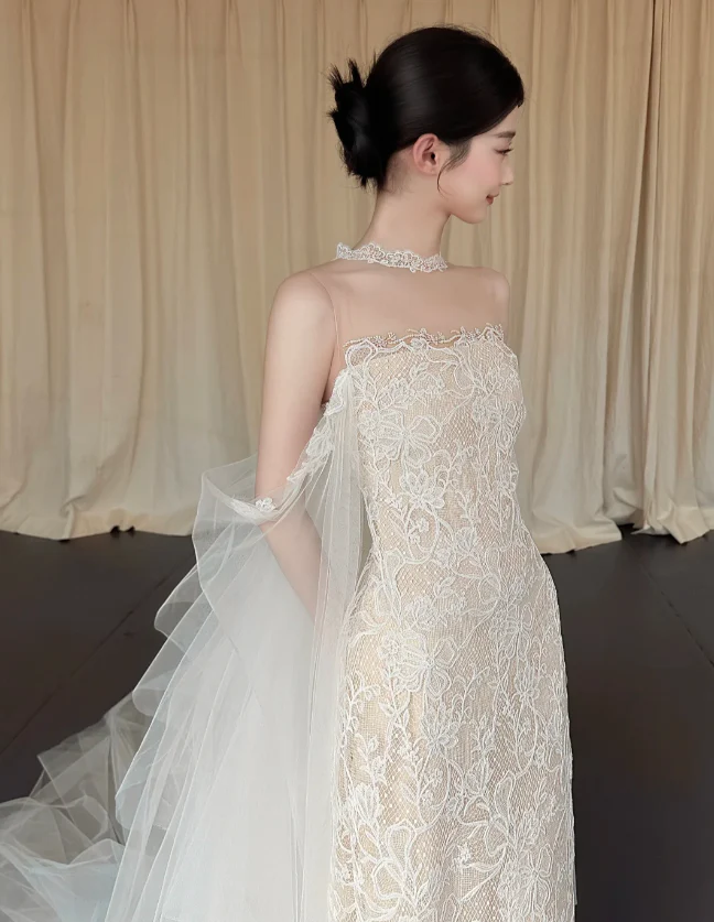 Elegant Strapless Sheath Wedding Dresses Lace Applique White Bridal Dresses DP3327 - Deanwangkt