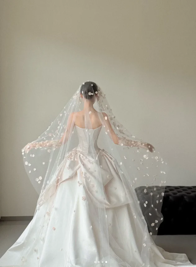 Modest White Strapless Long Ball Gown Elegant Wedding Dress Simple Quinceanera Dress DH2712 - Deanwangkt