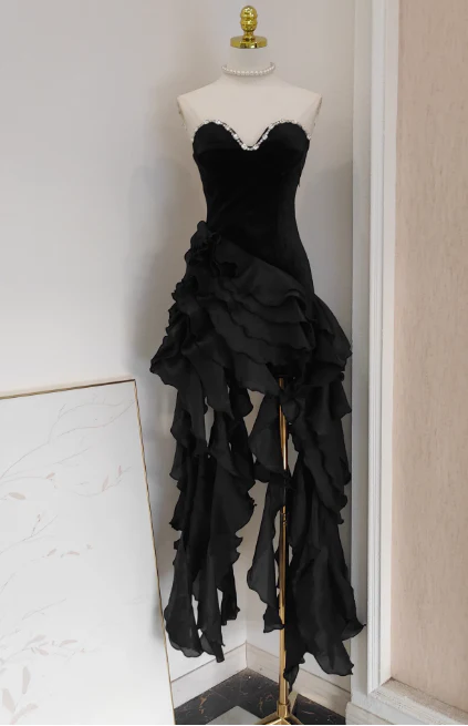 Elegant Sheath Black Ruffled Short Prom Dresses Sweet Neck Sleeveless Black Birthday Dresses DP3957 - Deanwangkt