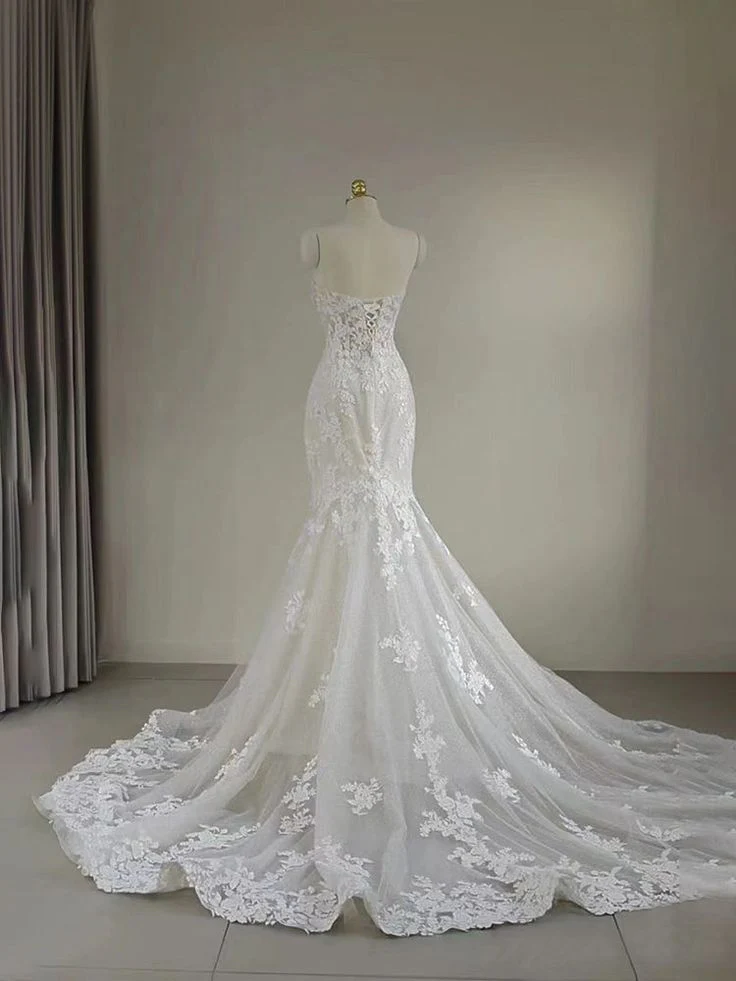 Dreamy Elegant Mermaid Sweetheart Lace Appliques Wedding Dress With Train Brides Dress DP611 - Deanwangkt