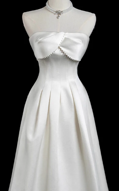 Modest A-Line Strapless Bridal Dress White Satin Long Wedding Dress Elegant Lace Applique Bridal Gowns DP2814 - Deanwangkt