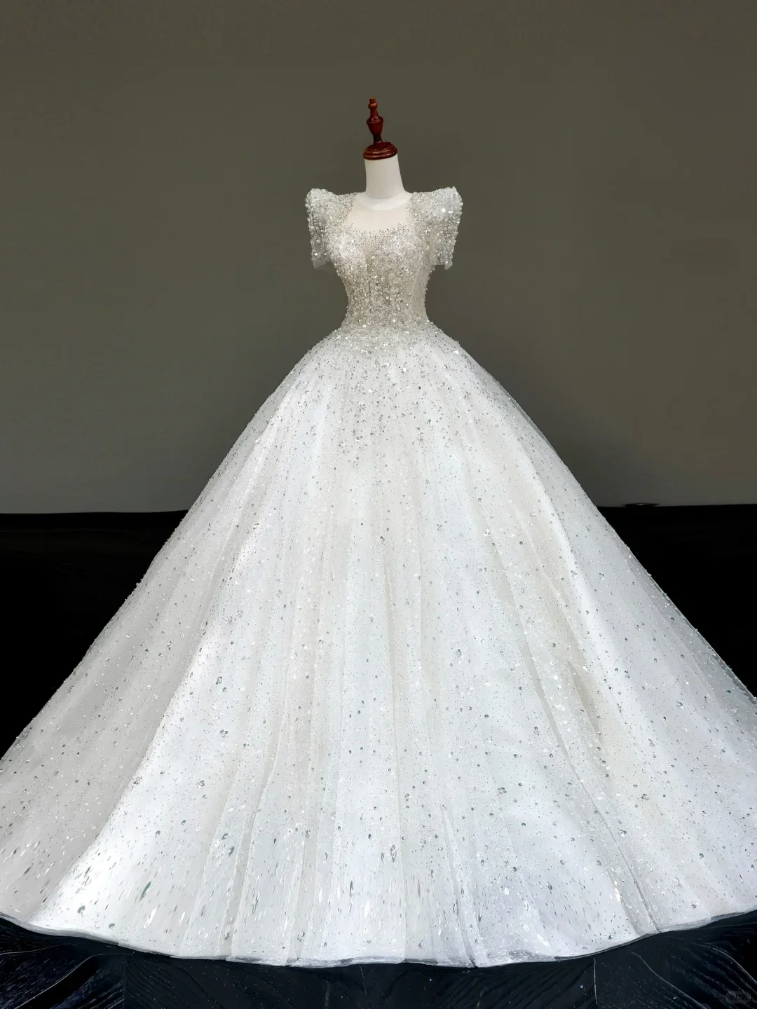 Princess Bridal Gown Ball Gown Scoop Sequin White Beads Wedding Dresses With Sleeves Bridal Gowns DP824 - Deanwangkt