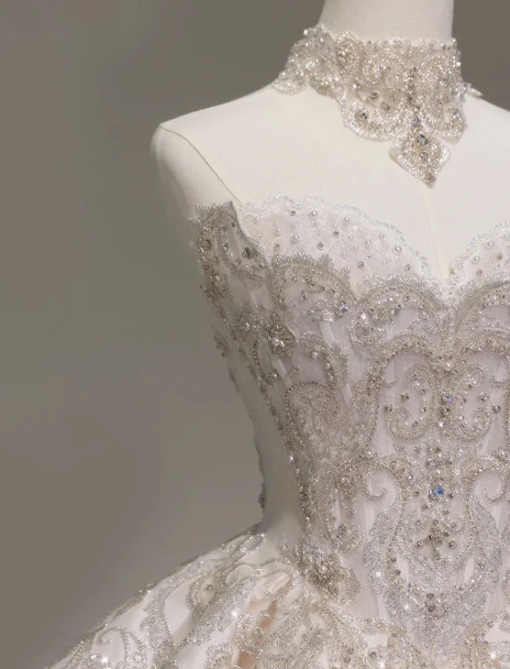 Romantic Wedding Gown Bridal Dress Ball Gown Strapless Wedding Dress White Lace Appliques Wedding Dresses Modest Wedding Gowns DH2040 - Deanwangkt