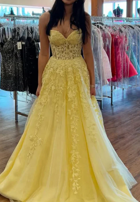 Chic Sweetheart A-line Yellow Long Prom Dresses Sleeveless Tulle Applique Yellow Birthday Dresses DP3857 - Deanwangkt