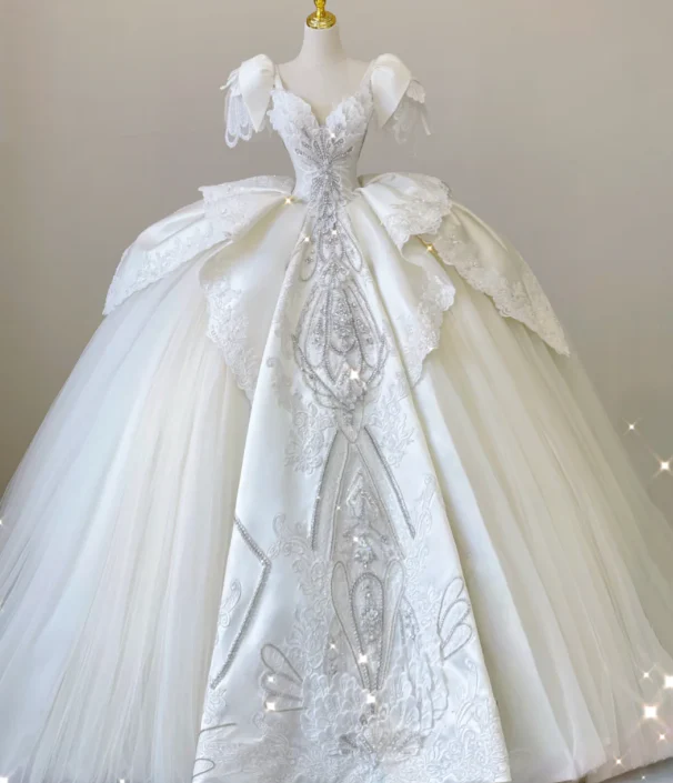 Elegant Ball Gown Sweetheart Lace Satin Wedding Dresses White Brides Dress P0018 - Deanwangkt