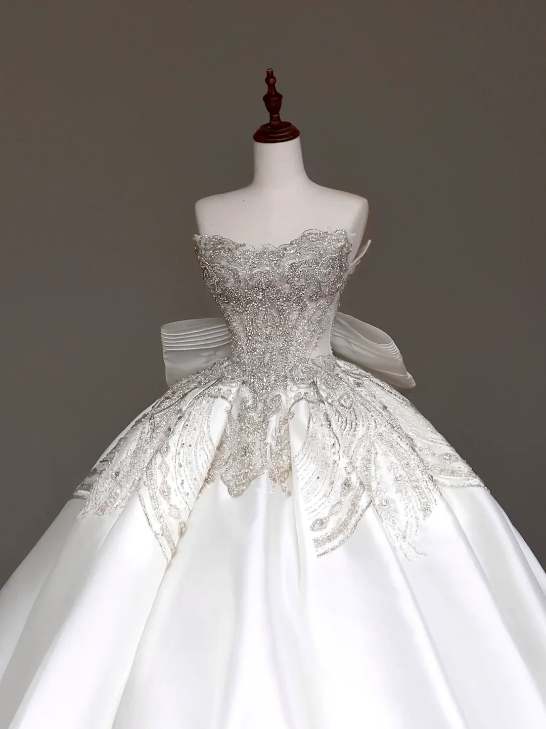 Unique Bridal Gown Ball Gown Sweetheart White Satin Wedding Dresses Bridal Gowns DP675 - Deanwangkt