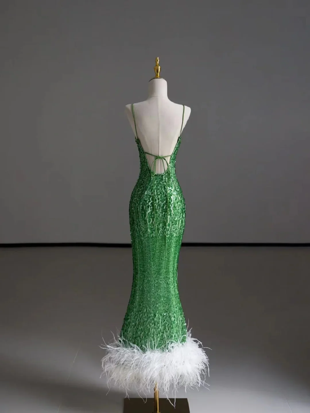 Gorgeous Sheath Spaghetti Straps Green Sleeveless Sequin Long Prom Dresses Graduation Dresses DP504 - Deanwangkt