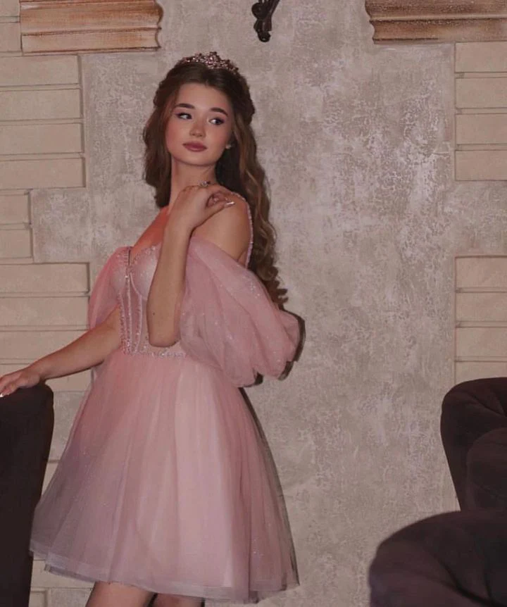 Pretty Ball Gown Spaghetti Straps Tulle Pink Formal Homecoming Dresses Short 16th Birthday Outfits Graduation Dress Mini Hoco Dresses DH2520 - Deanwangkt