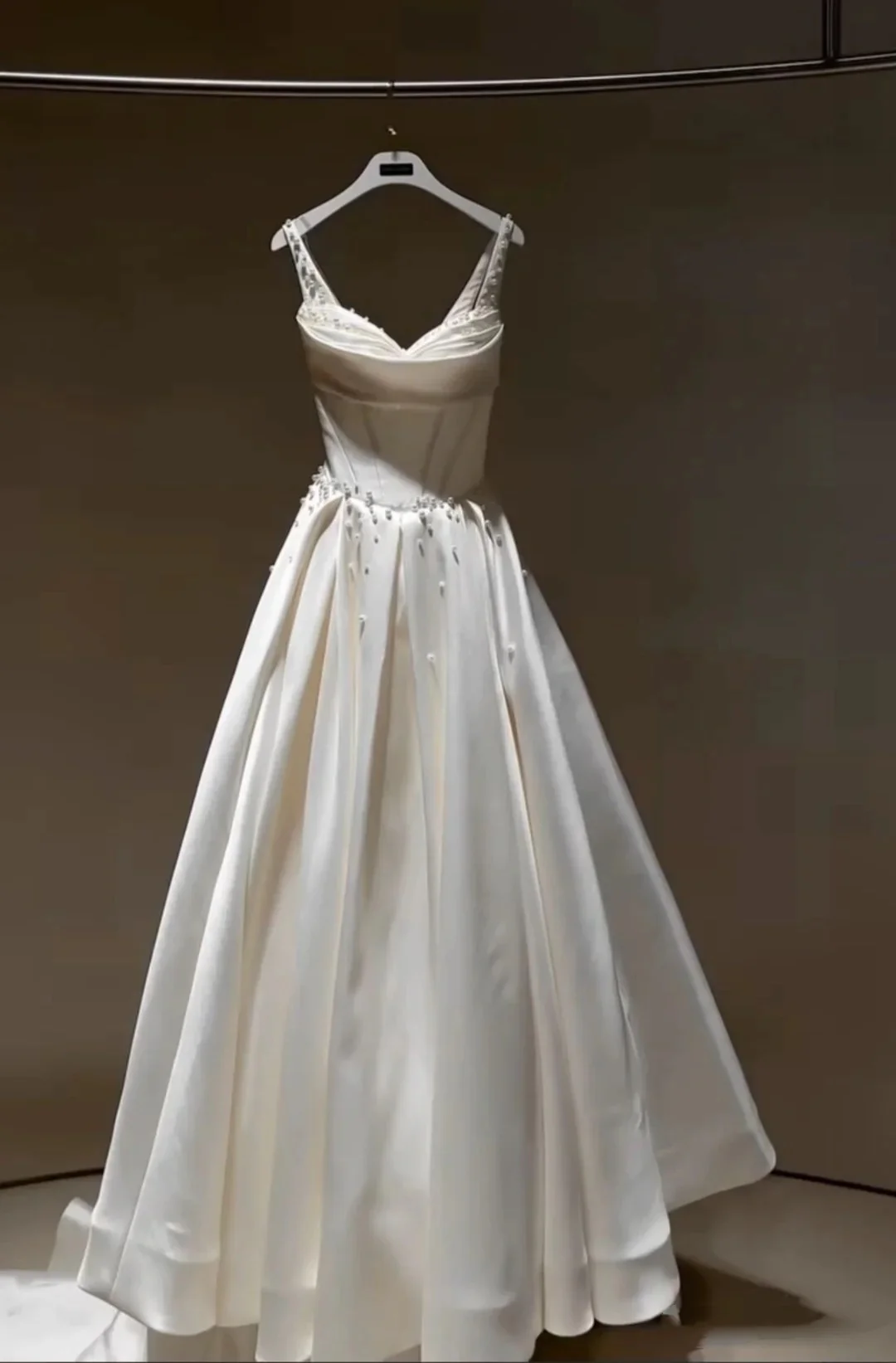 Unique Wedding Dress Ball Gown Straps Neck Satin Long Wedding Dresses Bridal Gowns Elegant Brides Gown DH732 - Deanwangkt