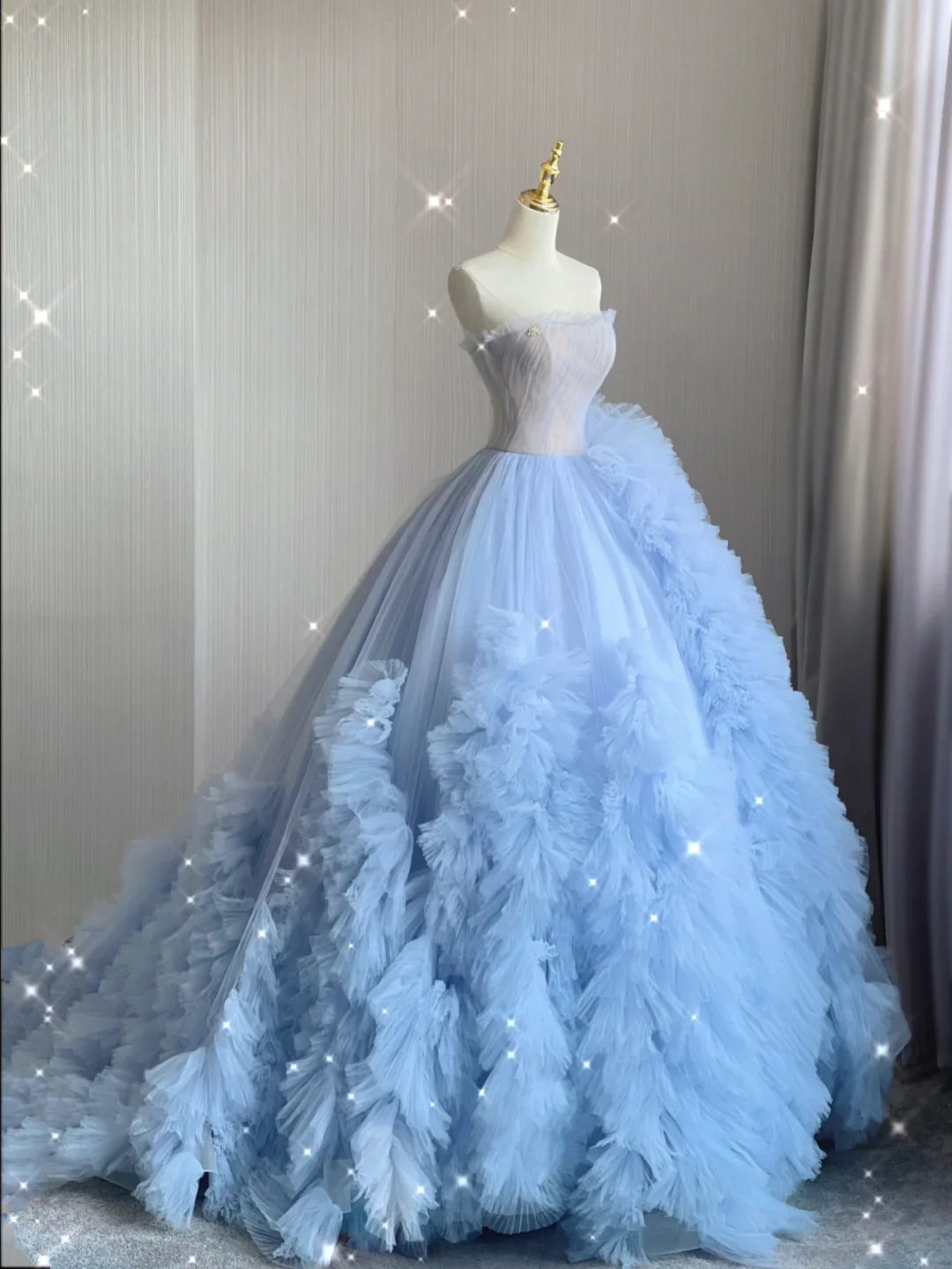 Pretty Ball Gown Strapless Blue Layers Tulle Long Prom Dresses Evening Dresses DP363 - Deanwangkt
