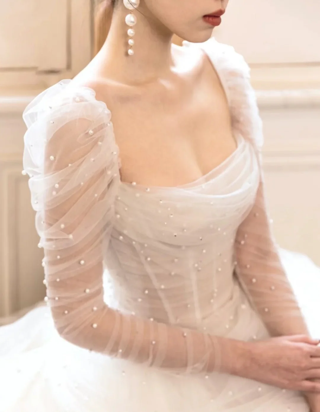 Timeless Square Neck Long Sleeve Luxury Wedding Dresses White Ball Gown Tulle Bridal Gowns with Beading DP2989 - Deanwangkt