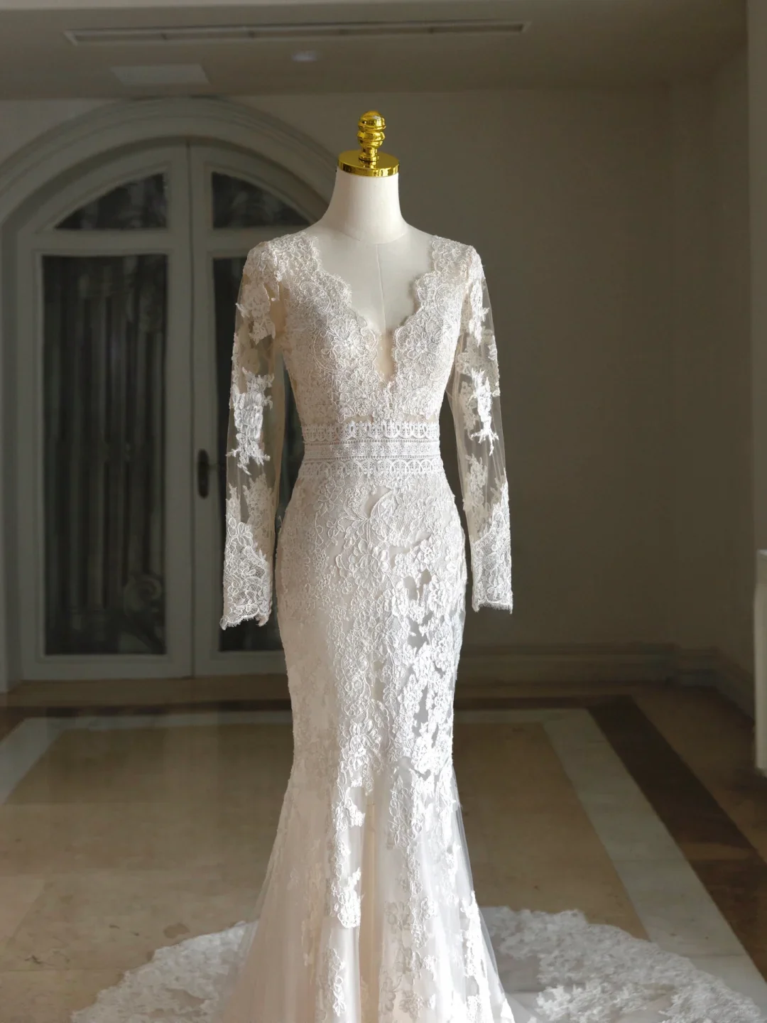 Luxury Mermaid V Neck Long Sleeves Lace White Wedding Dress Modest Wedding Dresses Princess Wedding Gowns DH1558 - Deanwangkt