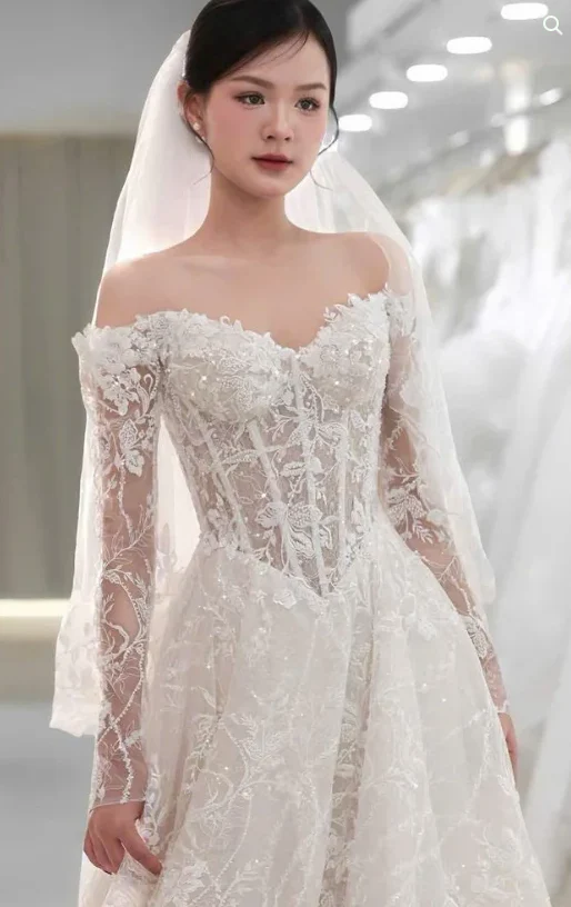 Timeless Bridal Gown Ball Gown Off The Shoulder White Lace Appliques Long Sleeves Wedding Dresses Elegant Bridal Gowns DH952 - Deanwangkt