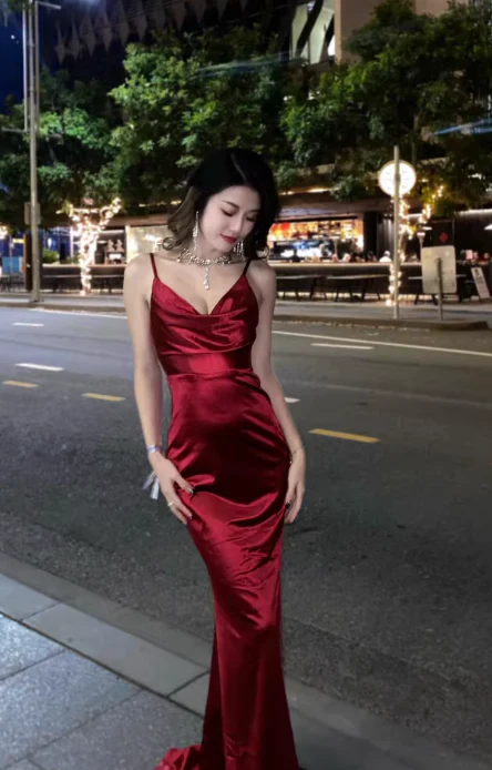 Stunning Mermaid Spaghetti Strap Long Evening Gown Burgundy Satin Formal Dress Elegant Birthday Dress DP2807 - Deanwangkt