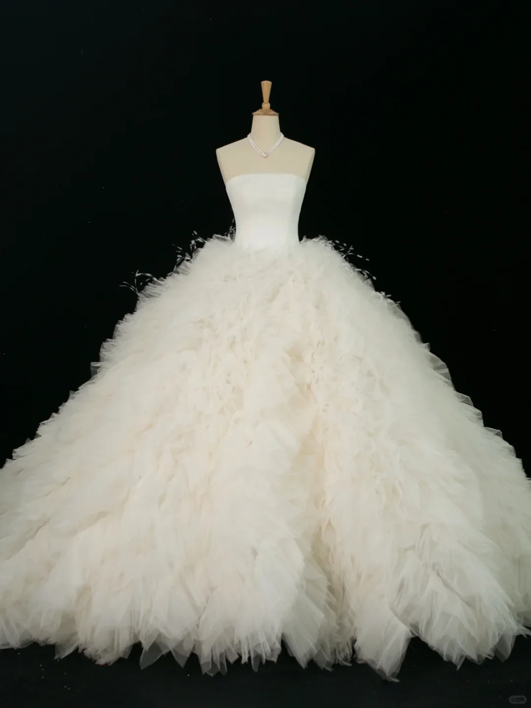 Pretty Wedding Dress Ball Gown Strapless White Sleeveless Tulle Long Vintage Wedding Dresses Bridal Gowns Brides Gown DH374 - Deanwangkt