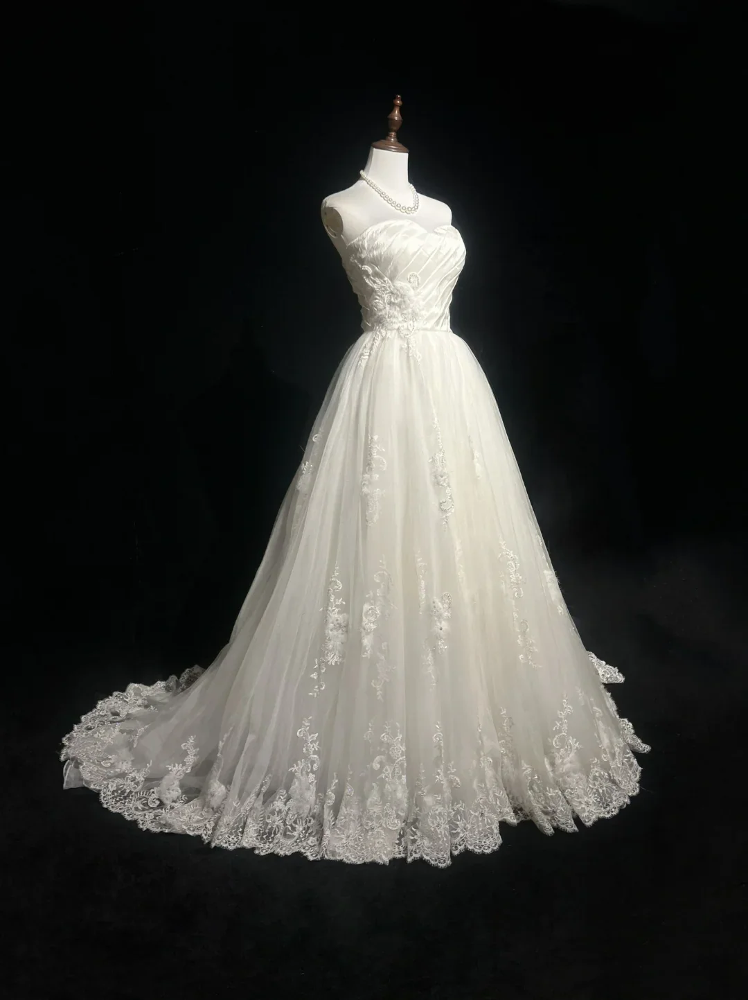 Vintage Bridal Dress Ball Gown Sweetheart Lace White Long Wedding Dress Retro Wedding Dresses Modest Wedding Gowns DH2673 - Deanwangkt