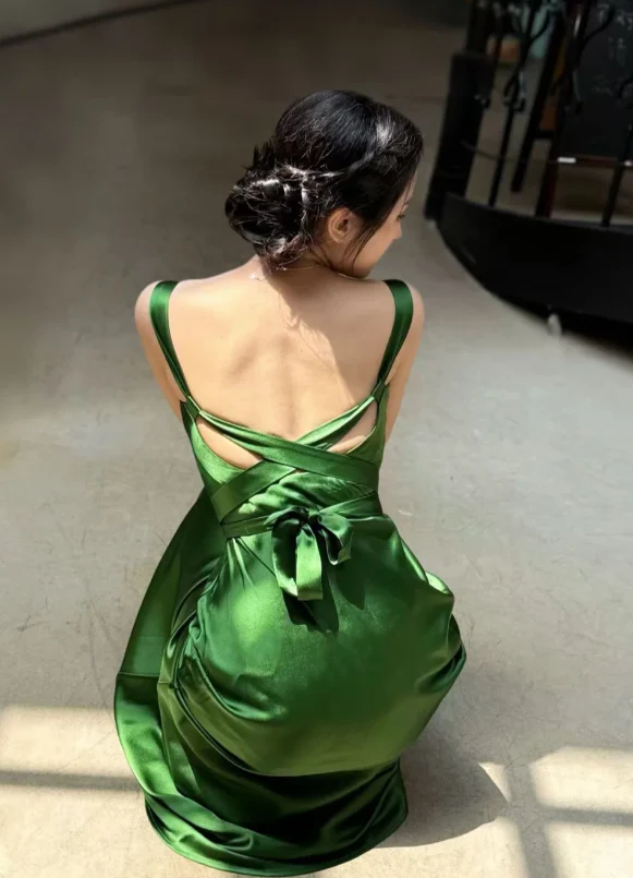 Elegant V-neck Sheath Satin Prom Dresses Dark Green Formal Dresses DP3186 - Deanwangkt