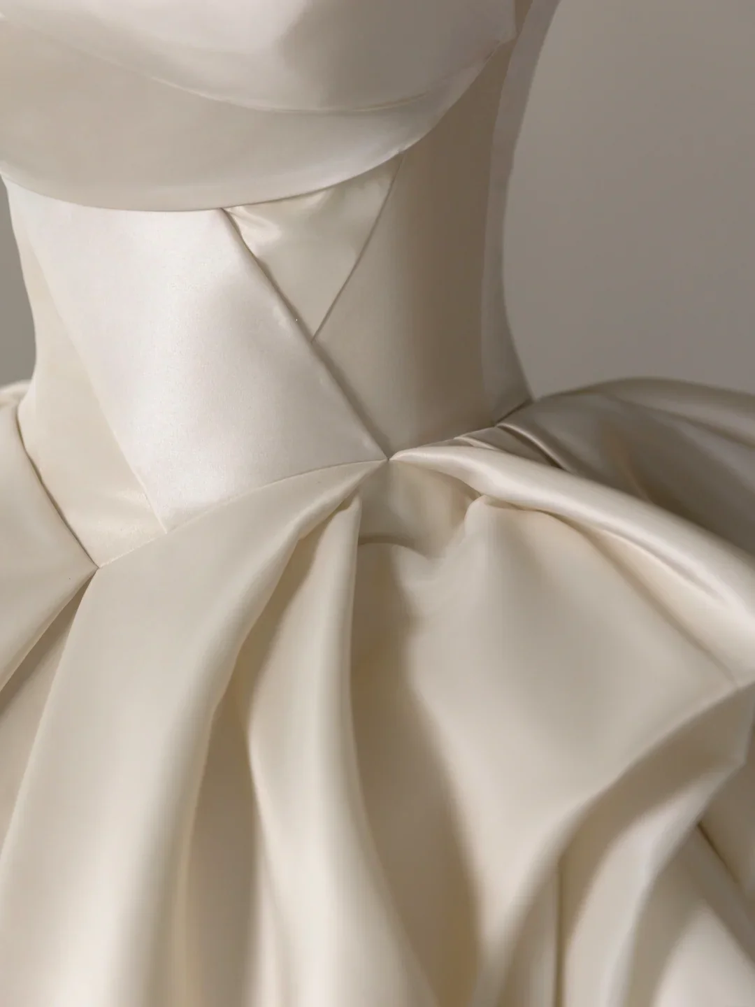 Timeless Bridal Dress Ball Gown Sweetheart Satin White Long Wedding Dress Long Wedding Dresses Modest Wedding Gowns DH2075 - Deanwangkt