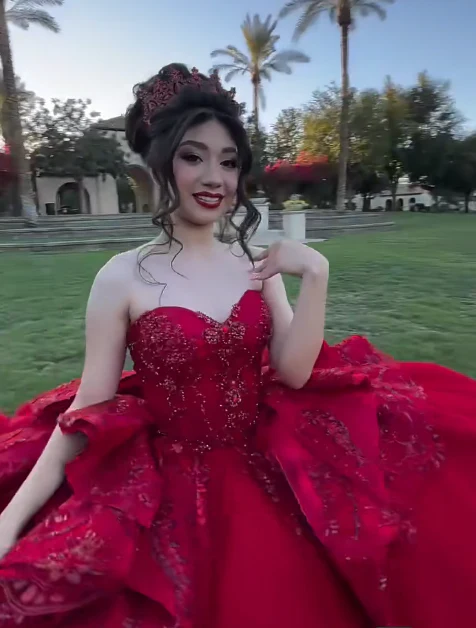 Elegant Ball Gown Sweetheart Neck Burgundy Tulle Beaded Applique Long Quinceanera Dress Formal Gowns Vestido De 15 Anos Sweet 16 Dress DP2841 - Deanwangkt