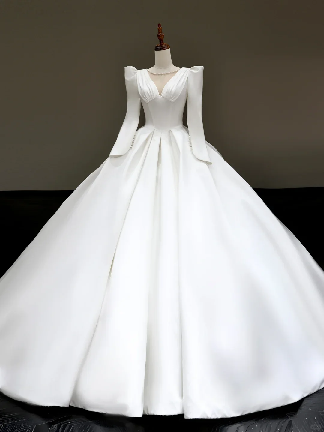 Princess Bridal Gown Ball Gown Scoop Satin White Pearls Wedding Dresses With Bow-knot Bridal Gowns DP819 - Deanwangkt
