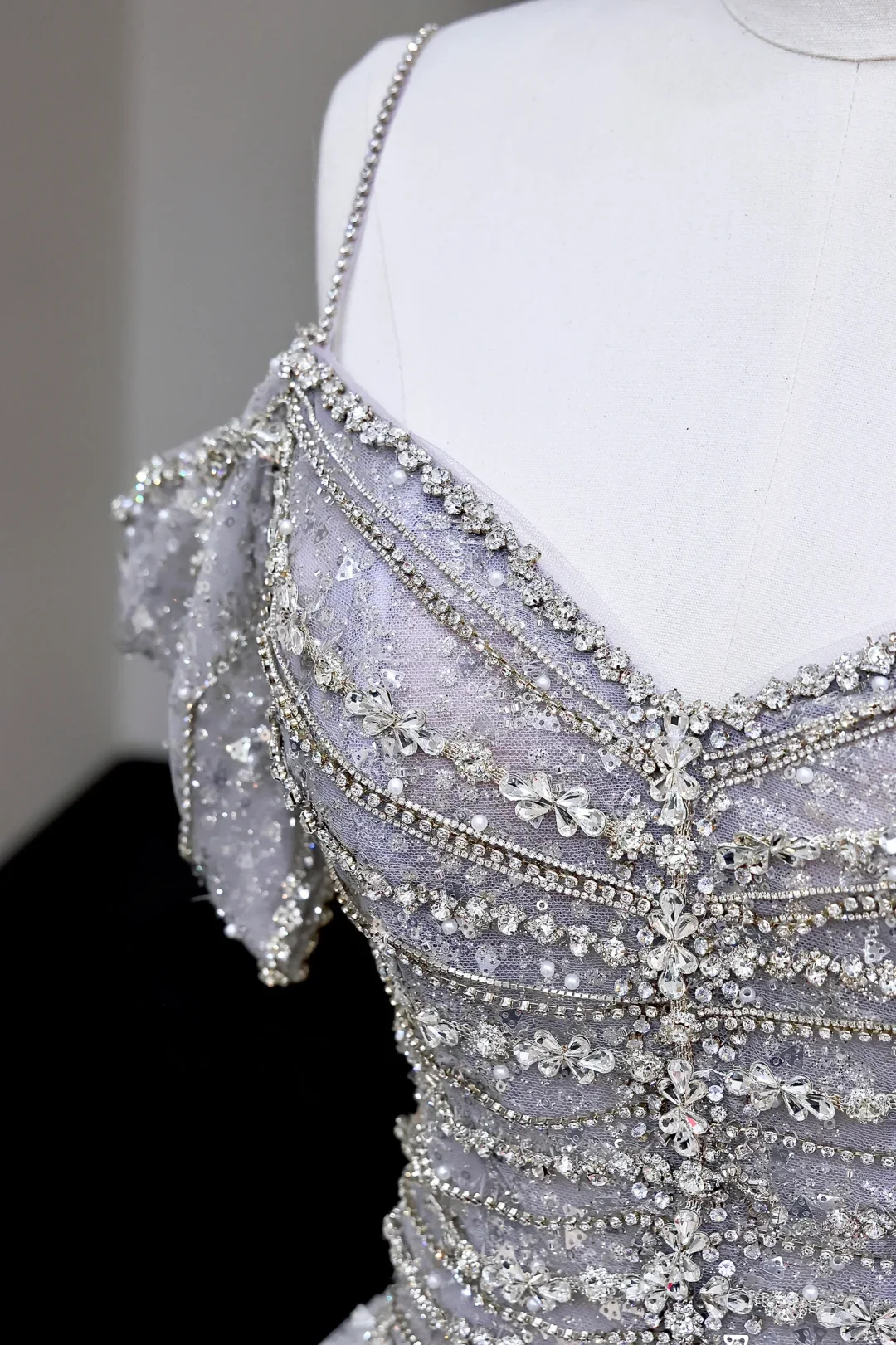 Gorgeous A line Spaghetti Straps Sequin Long Prom Dresses Graduation Dresses DP705 - Deanwangkt