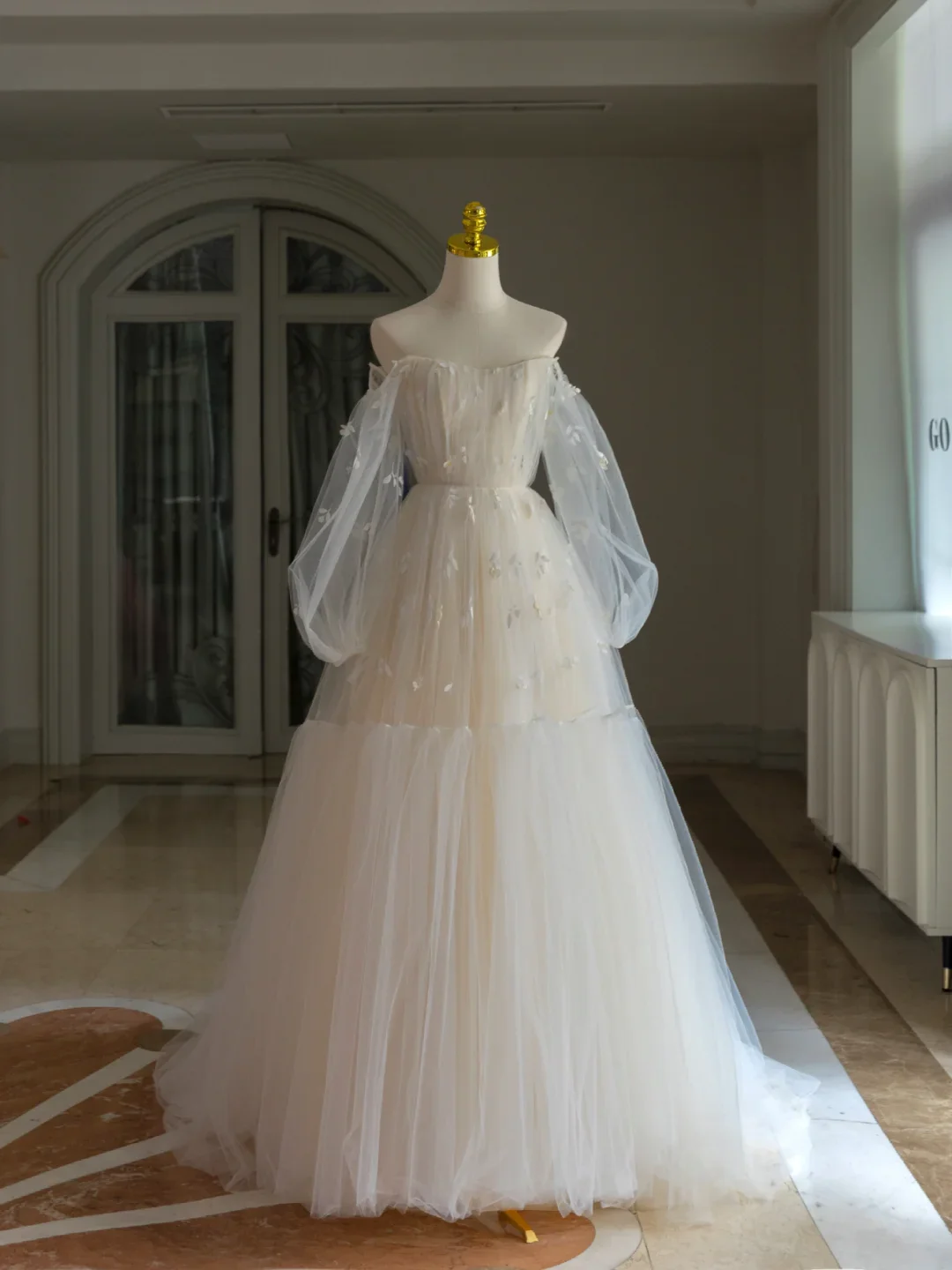 Princess Bridal Dress Ball Gown Off The Shoulder Lace Tulle Wedding Dress With Long Sleeves Wedding Dresses Modest Wedding Gowns DH1614 - Deanwangkt