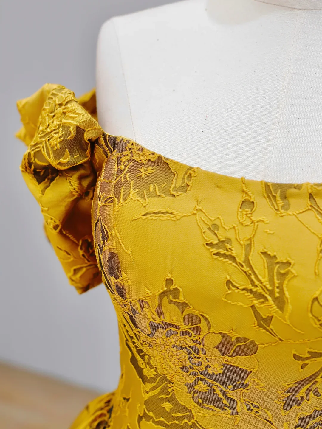 Elegant Glamour Ball Gown Off The Shoulder Yellow Satin Long Prom Dresses Party Dress Evening Dress DP1587 - Deanwangkt