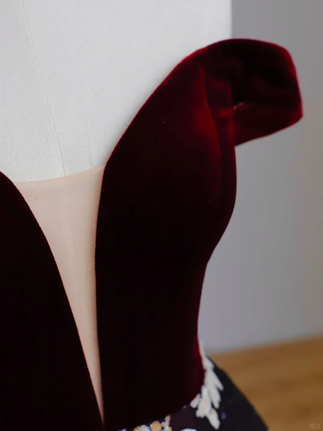 Elegant Glamour Ball Gown Off The Shoulder Burgundy Satin Prom Dress Party Dress Long Evening Dresses DP1535 - Deanwangkt