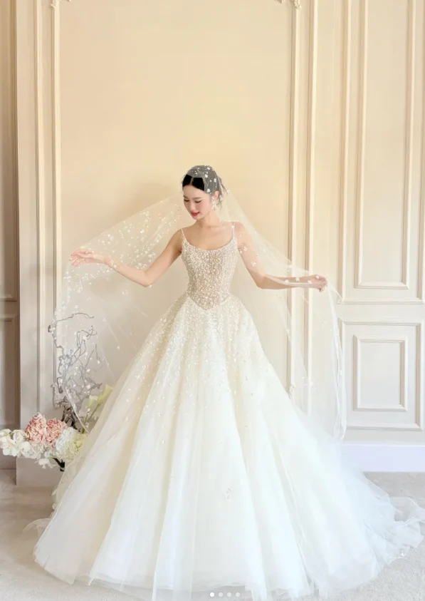 Timeless Spaghetti Strap Ball Gown Tulle Wedding Dress, White Bridal Gowns DP03049 - Deanwangkt