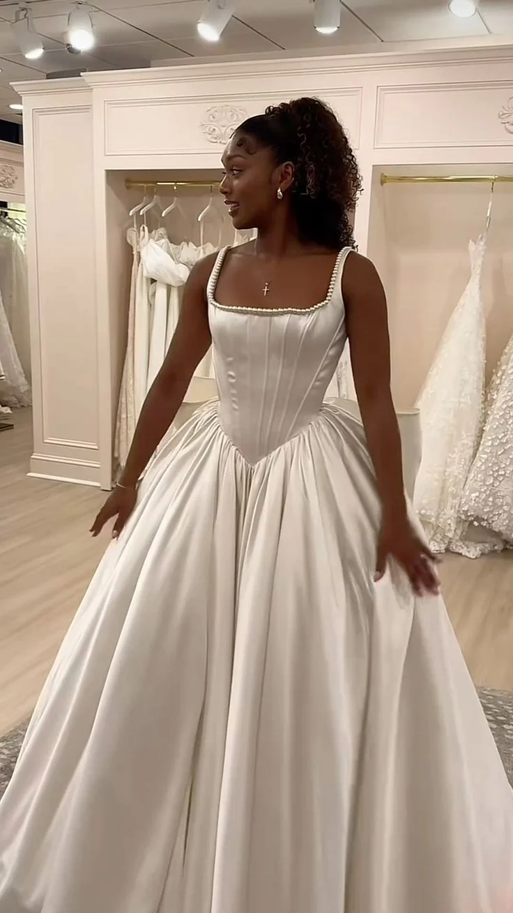 Classic Bridal Gown Ball Gown Square Neck Sleeveless Satin White Wedding Dresses Minimalist Bridal Gowns DH739 - Deanwangkt