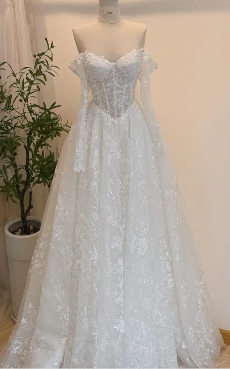 Timeless Bridal Gown Ball Gown Off The Shoulder White Lace Appliques Long Sleeves Wedding Dresses Elegant Bridal Gowns DH952 - Deanwangkt