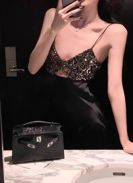 Modest Sheath Spaghetti Strap Long Evening Gown Black Formal Dress Elegant Sequin Satin Birthday Prom Dress DP2799 - Deanwangkt