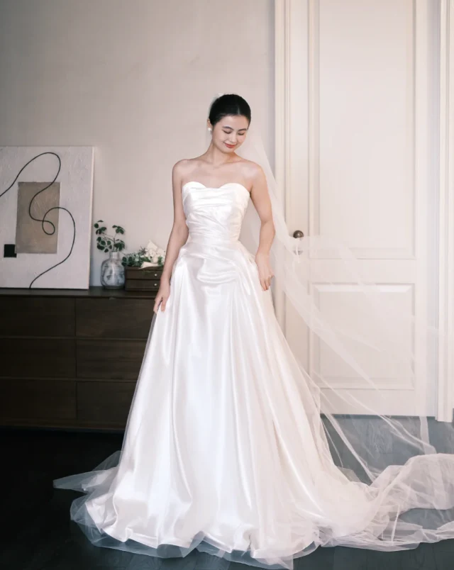 Simple A-Line Satin Long Wedding Dresses, White Bridal Gowns, Sleeveless Bridal Dresses DP3989 - Deanwangkt