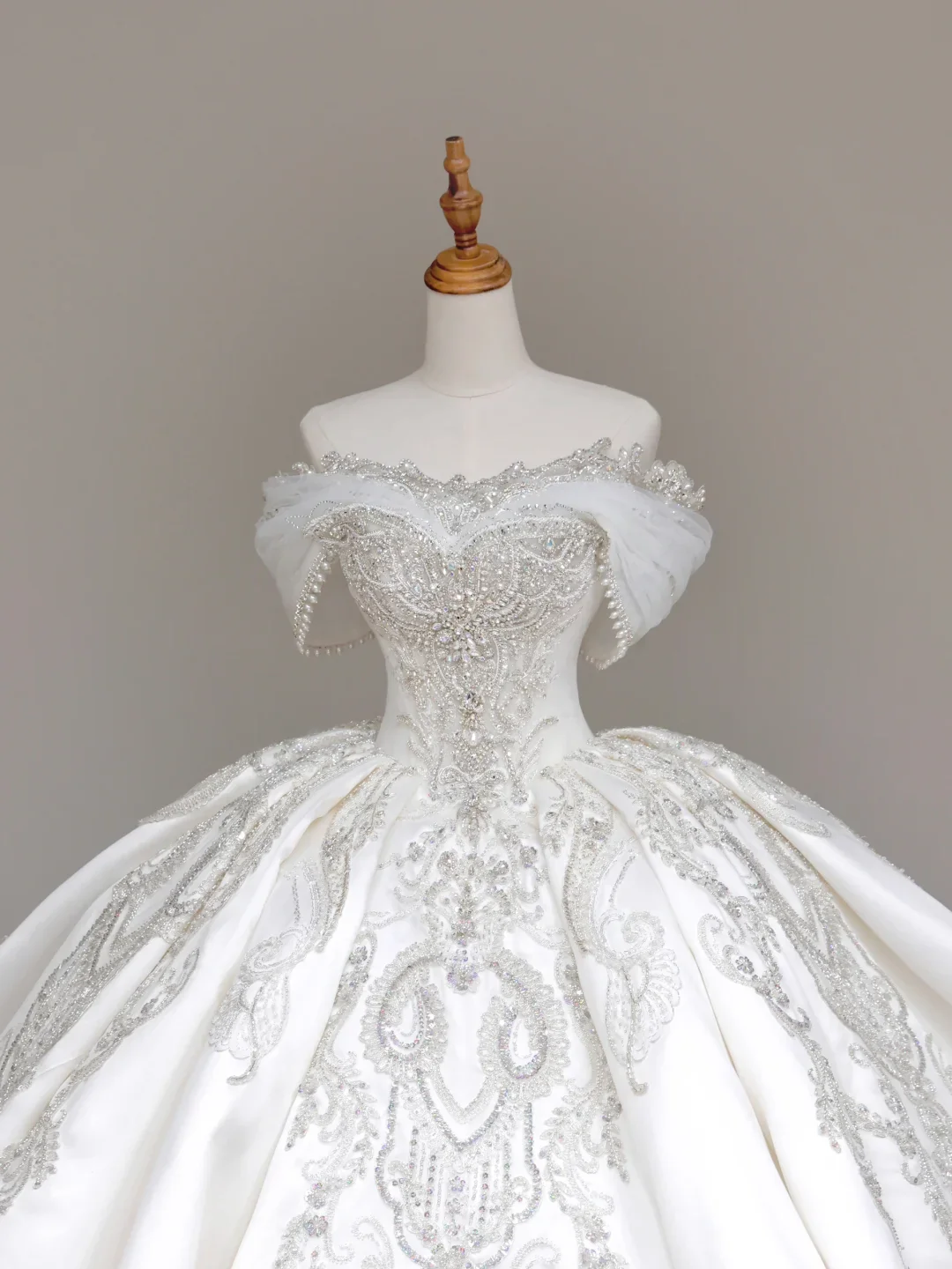 Classy Elegant Ball Gown Off The Shoulder Sequin White Short Sleeves Wedding Dress Brides Dress DP699 - Deanwangkt