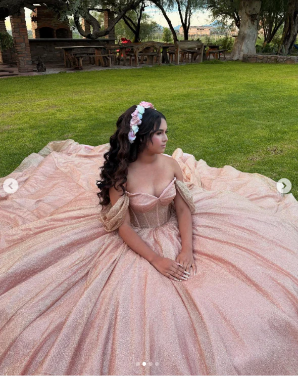 Modest Ball Gown Off-the-shoulder Gold Glitter Tulle Applique Long Quinceanera Dress Formal Gowns Vestido De 15 Anos Sweet 16 Dress DP2757 - Deanwangkt