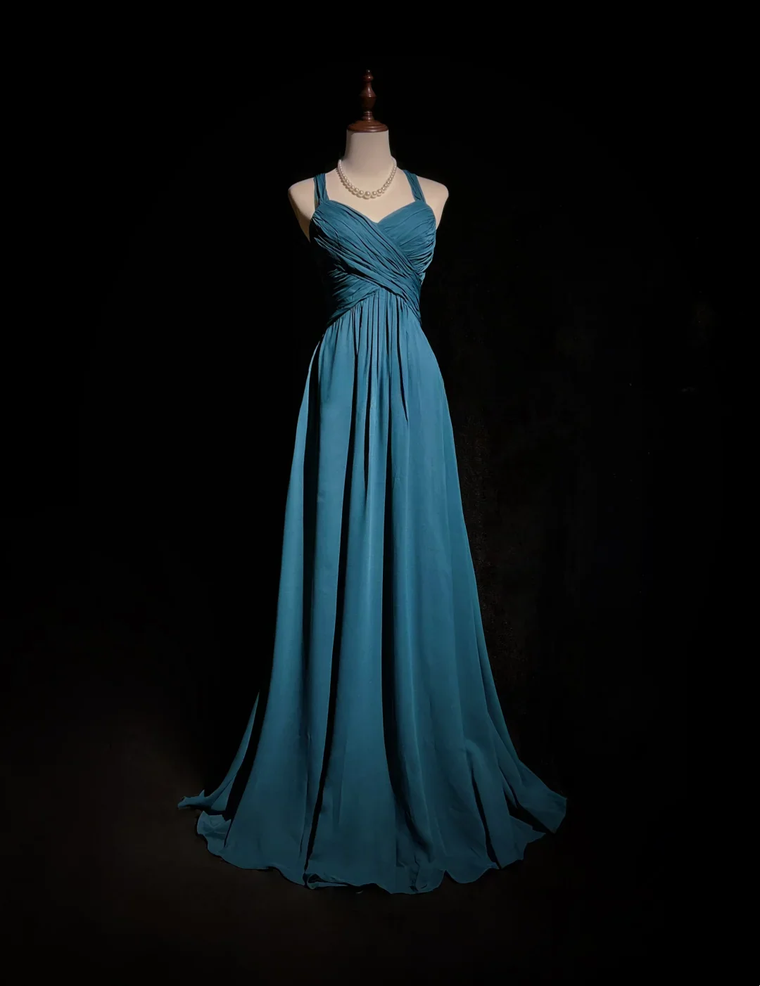 Retro A Line Halter Sleeveless Chiffon Pleated Long Prom Dresses Party Dress 21st Birthday Outfits Graduation Dresses DH2670 - Deanwangkt