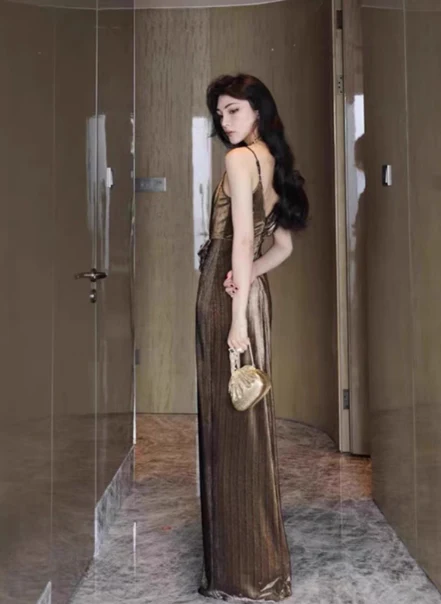 Modest Sheath Spaghetti Strap Long Evening Gown Brown Velvet Formal Dress Elegant Slit Prom Dress DP2803 - Deanwangkt
