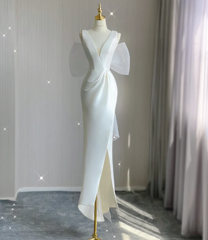 Simple Mermaid V Neckline Long White Wedding Dresses Summer Brides Dress DP473 - Deanwangkt
