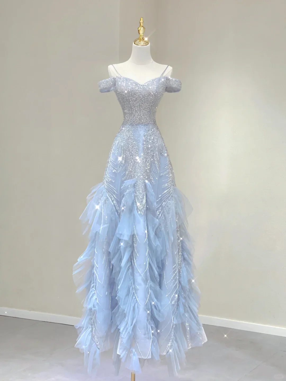 Pretty Ball Gown Spaghetti Straps Cap Sleeves Prom Dresses Blue Graduation Dress High School Classy Evening Dresses DP391 - Deanwangkt