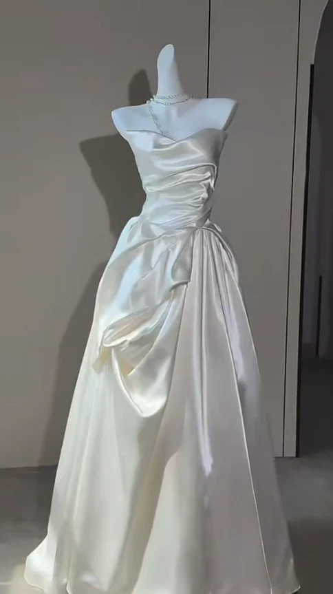 Timeless Bridal Dress Ball Gown Strapless Satin White Wedding Dresses Elegant Bridal Gowns DH898 - Deanwangkt